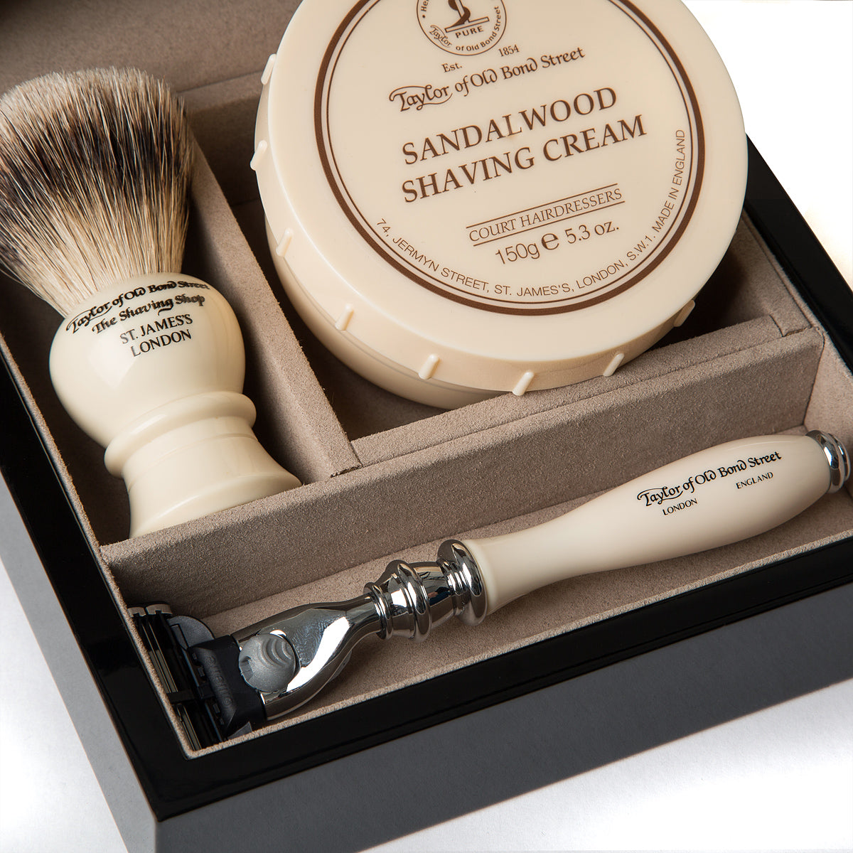 Razor, Brush and Sandalwood Shaving Cream in Wooden Gift Box